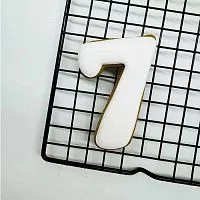 Пряник имбирный "7" белый, 8см